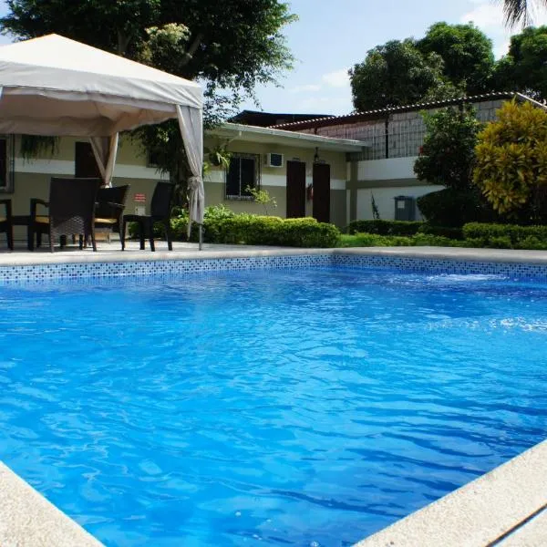 乌尔德萨套房酒店，位于瓜亚基尔的酒店