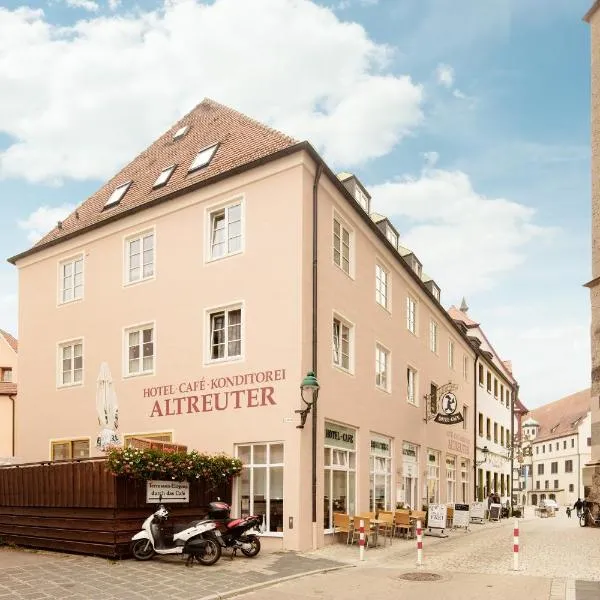 Cafe-Hotel Altreuter，位于Hohenaltheim的酒店