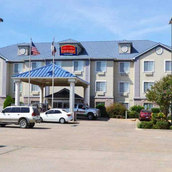 FairBridge Inn & Suites Cleburne，位于Alvarado的酒店