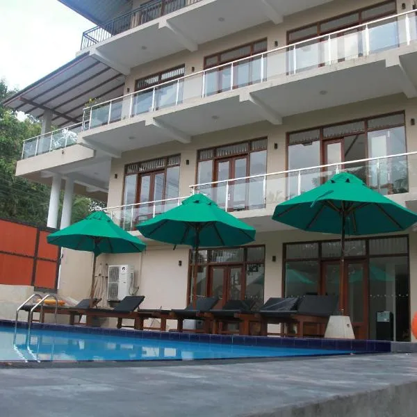 Sanu Lagoon Resort & Spa，位于Dikwella North的酒店