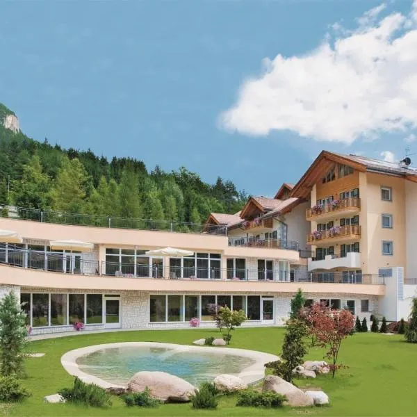 里约斯德雅家庭度假酒店及水疗中心，位于San Lugano的酒店