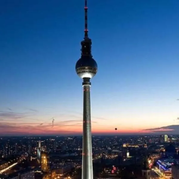 Romantic Style Apartment Berlin Alexanderplatz，位于柏林的酒店