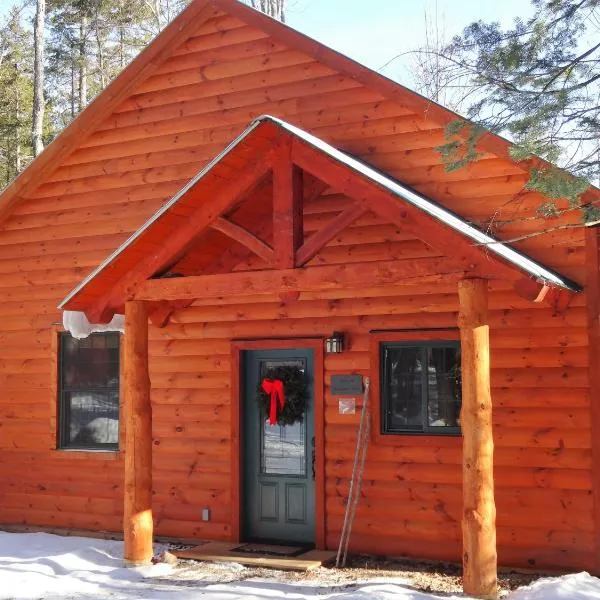 Robert Frost Mountain Cabins，位于Lake Dunmore的酒店