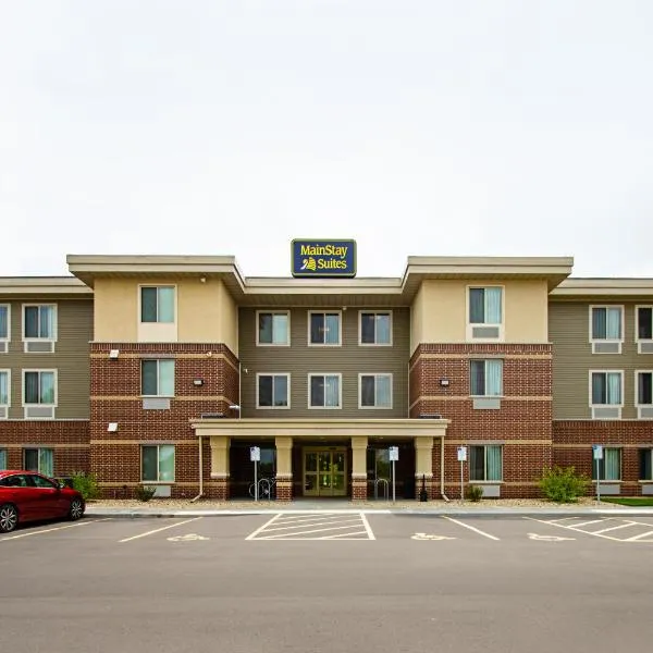 MainStay Suites Madison - Monona，位于Cottage Grove的酒店