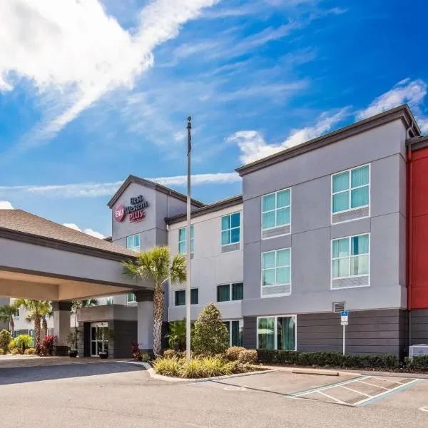 湖链贝斯特韦斯特PLUS酒店，位于Mid Florida Lakes的酒店