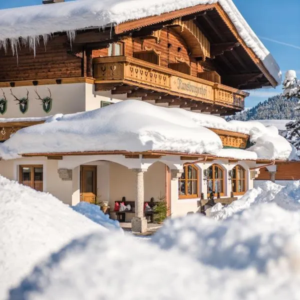 Hotel Garni Ransburgerhof，位于滕嫩山麓圣马丁的酒店