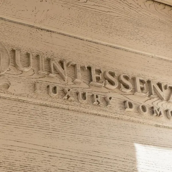 Quintessenza Luxury Domus，位于滨海波利尼亚诺的酒店