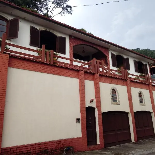 hostel MdeMarilia，位于Vieira的酒店