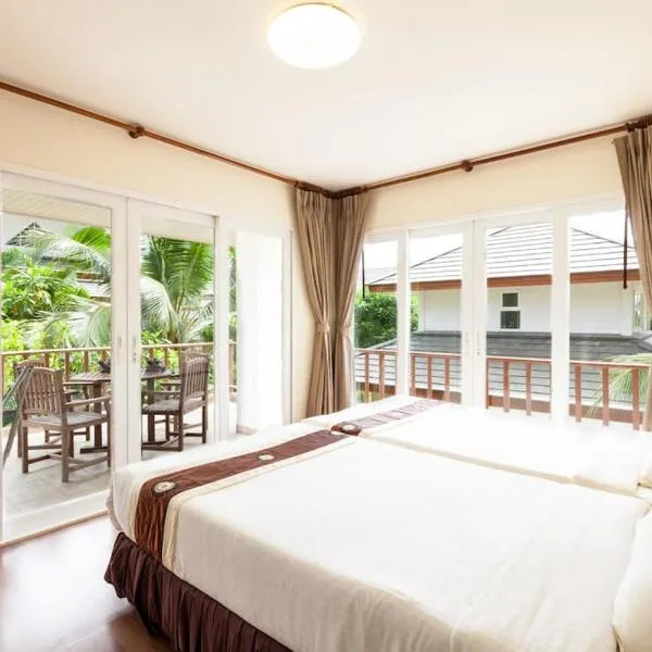 Baan Talay Samran 4 Bedrooms Villa with Beach and 3 pools，位于哈德超珊兰的酒店