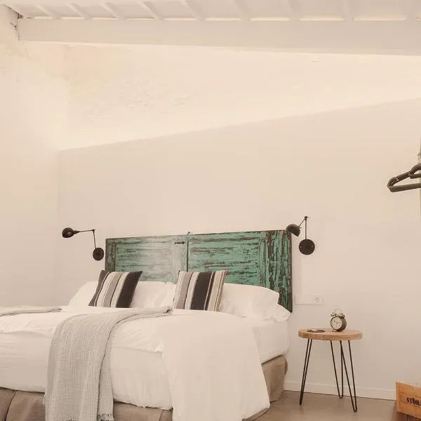 Smoix hotel，位于休达德亚的酒店