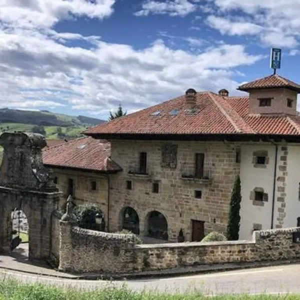 Palacio de Arce，位于卡马乔的酒店