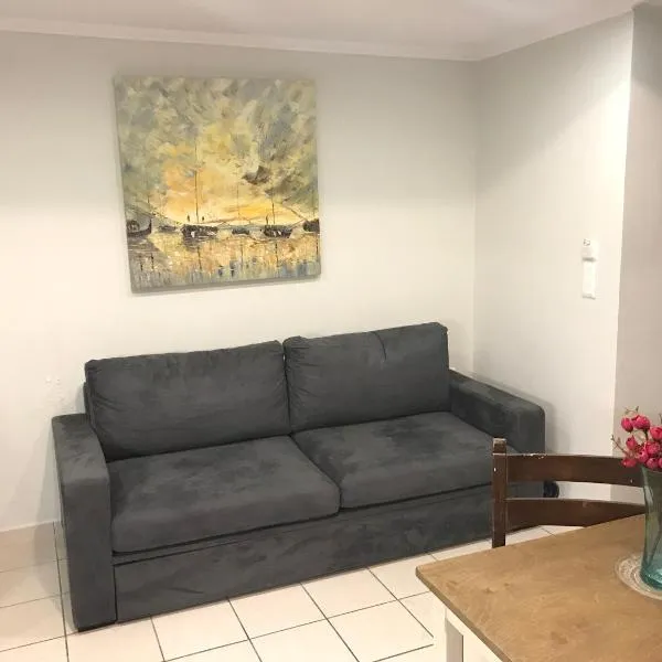 Odyssey Apartment，位于帕琉乔拉的酒店