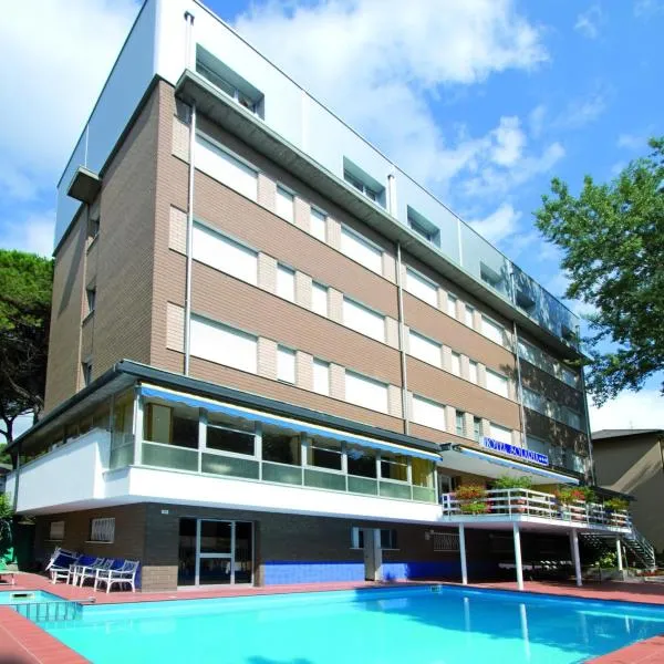 Hotel Solaria，位于卡萨尔博瑟蒂的酒店