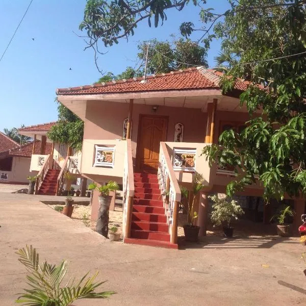 pesalai plvillas，位于Chavalkaddu的酒店