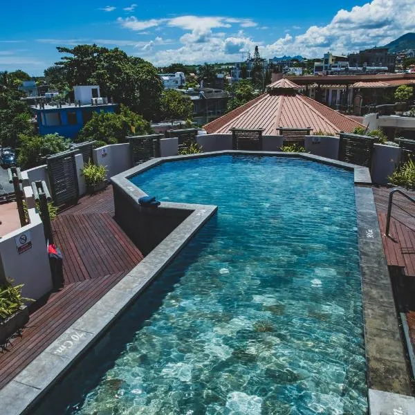 Aanari Hotel & Spa- Mauritius，位于弗利康弗拉克的酒店