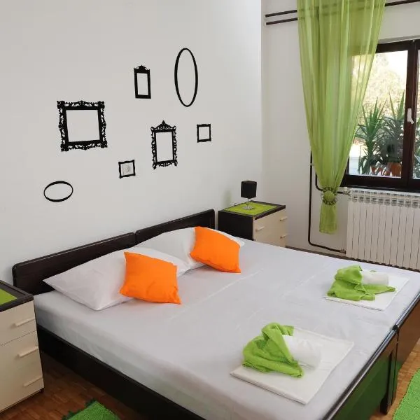 Ljubica Comfortable Apartment，位于普洛切的酒店