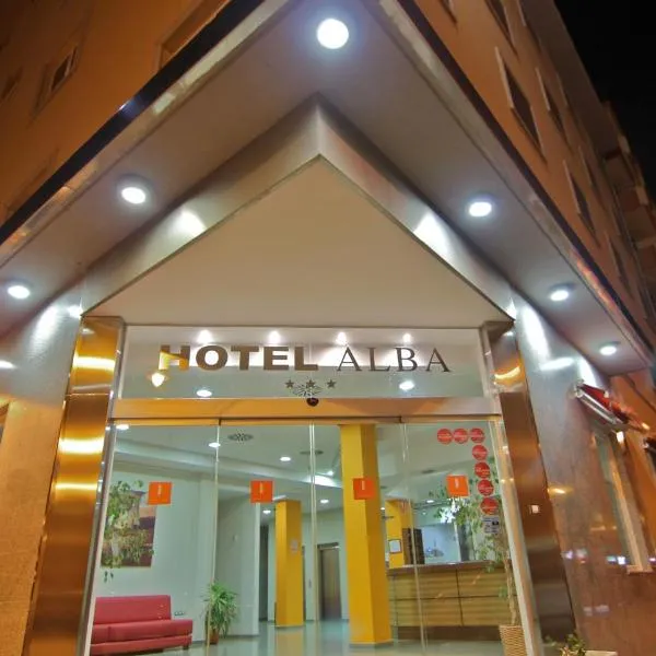 阿尔巴酒店，位于普拉亚博布拉-德法纳的酒店