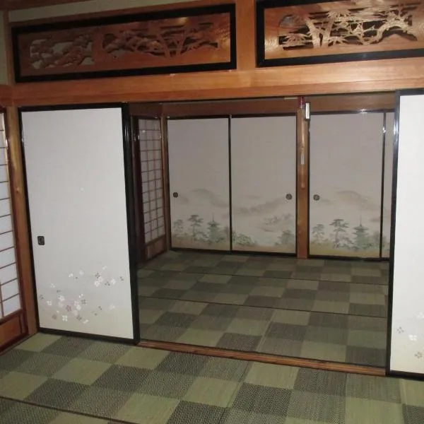Minpaku TOMO 6 tatami room / Vacation STAY 3688，位于飞騨市的酒店