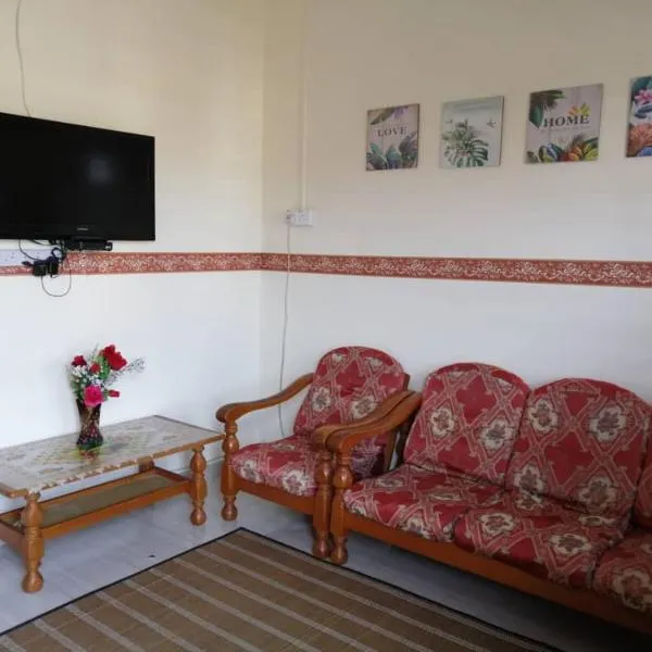 Homestay Ibu，位于Kampong Alor Akar的酒店