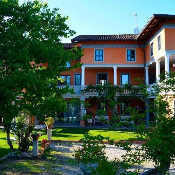 Le Rondini，位于Togliano的酒店