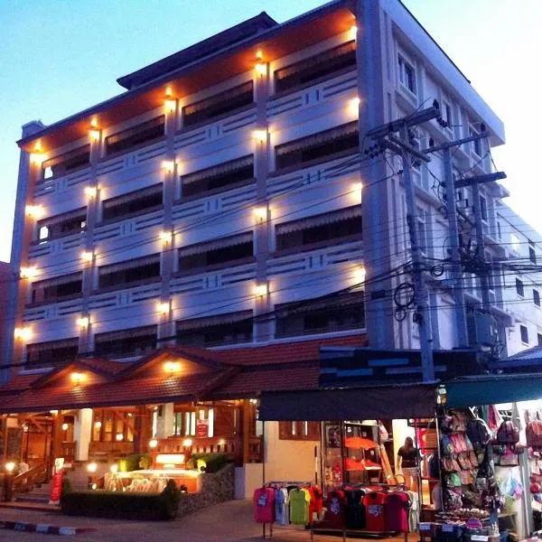 姆克达翰河滨酒店，位于Ban Muang Ba的酒店