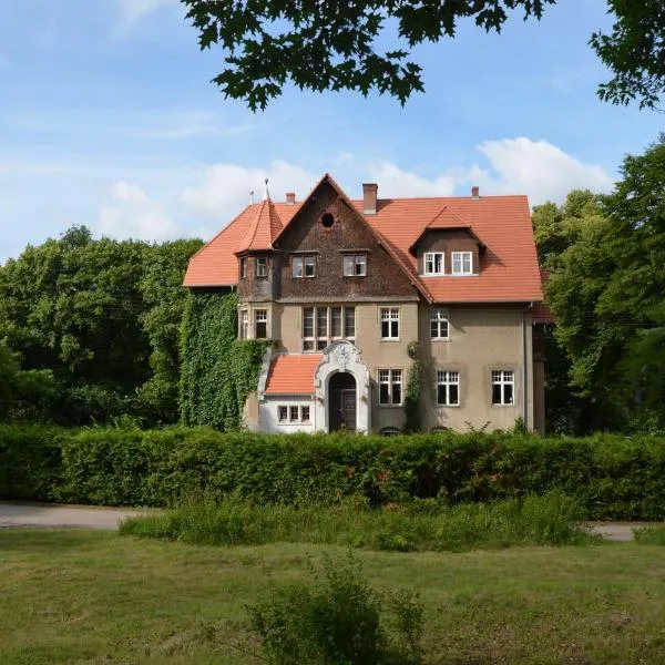 Pałac Myśliwski Orle，位于Kalisz Pomorski的酒店