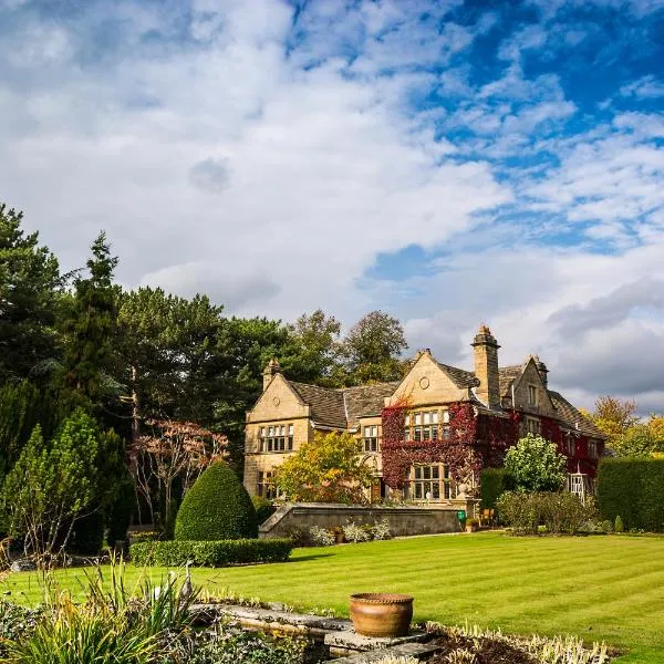 Fischers Baslow Hall - Chatsworth，位于Great Longstone的酒店