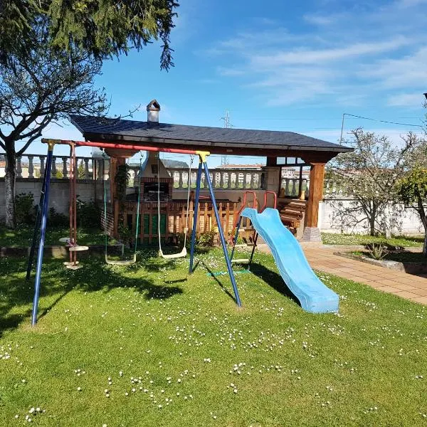 Alojamientos Marte habitacion con baño，位于托雷拉韦加的酒店