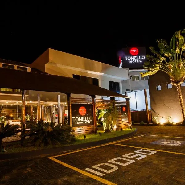 特内罗商务酒店,位于坎普莫朗的酒店