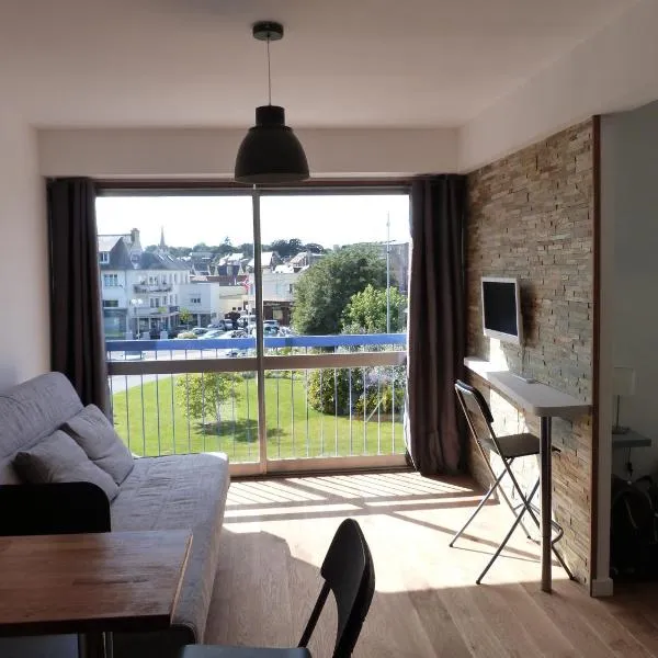 Studio à 2 pas du port de Paimpol，位于Pléhédel的酒店