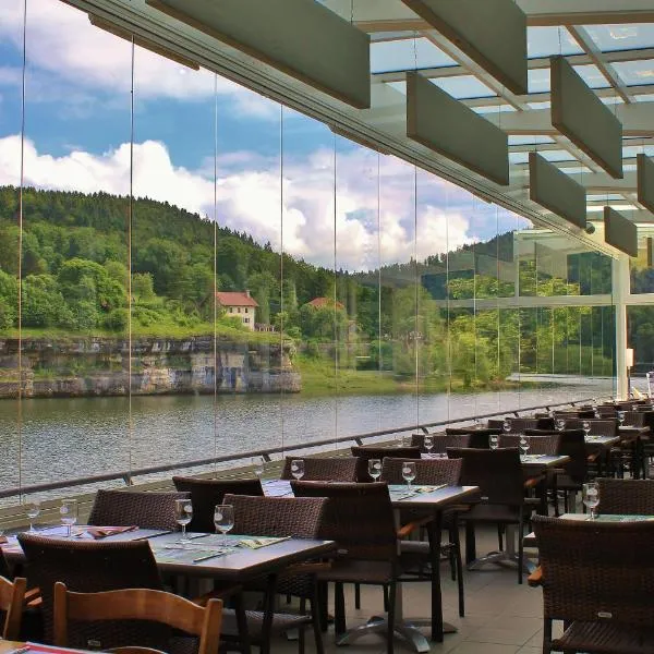 Hotel Les Rives Du Doubs，位于莱斯布里内特的酒店