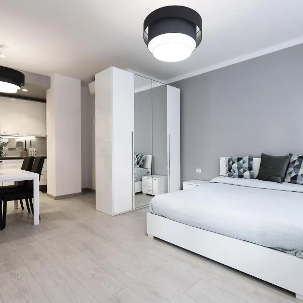 Milan Center Apartment Studio - Porta Romana，位于圣朱利亚诺米拉内塞的酒店