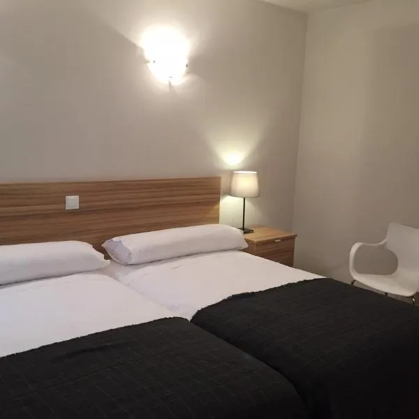 Apartamentos La Solana，位于波特斯的酒店
