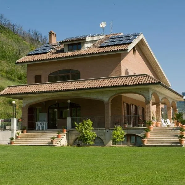 Mimì e Cocò Country House，位于Rotella的酒店