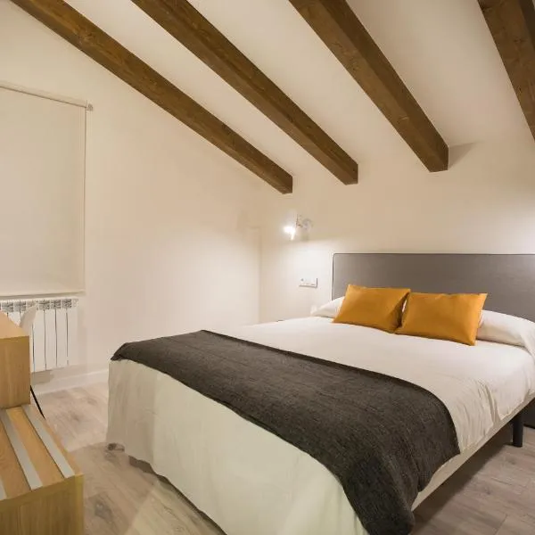 Villa Lucerna Sports & Hotel Resort，位于Vigo de Sanabria的酒店