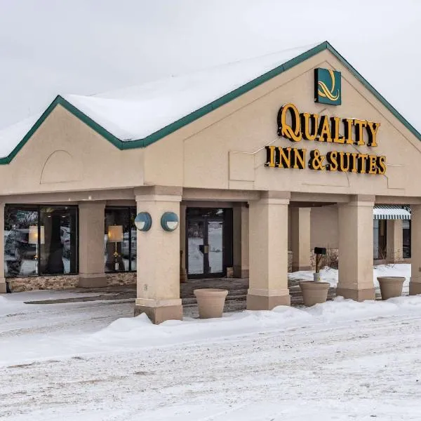 Quality Inn & Suites，位于巴克斯特的酒店