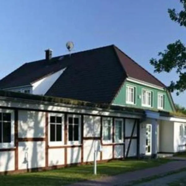 Gaestehaus _ Strandhalle，位于阿伦斯霍普的酒店