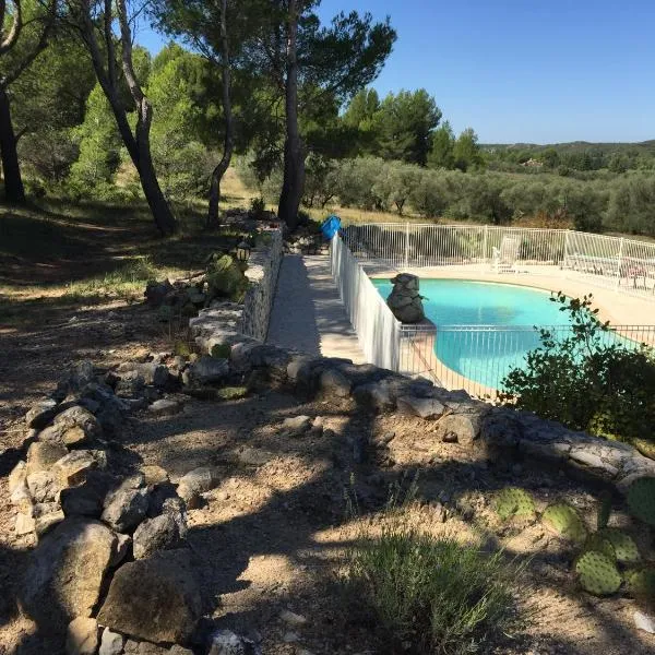 les mazets de la reine Pédauque，位于帕拉杜的酒店