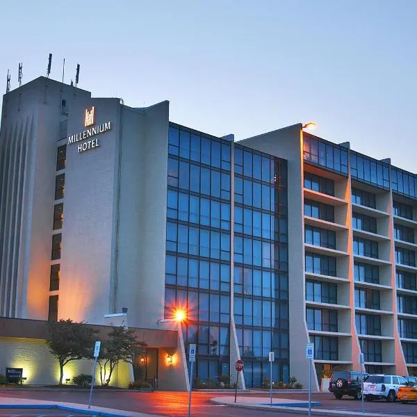 M Hotel Buffalo，位于Depew的酒店