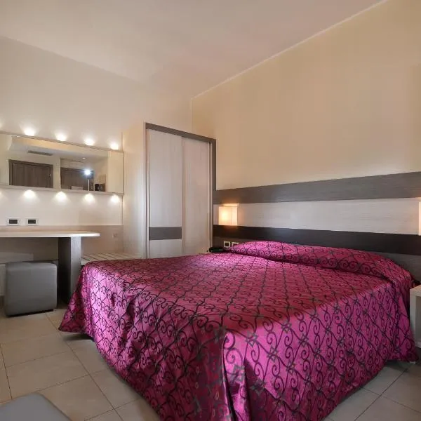 西耶那酒店，位于帕罗纳·迪·瓦尔普利策尔的酒店