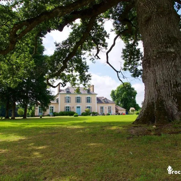 Château Du Pin - Teritoria，位于Montauban-de-Bretagne的酒店