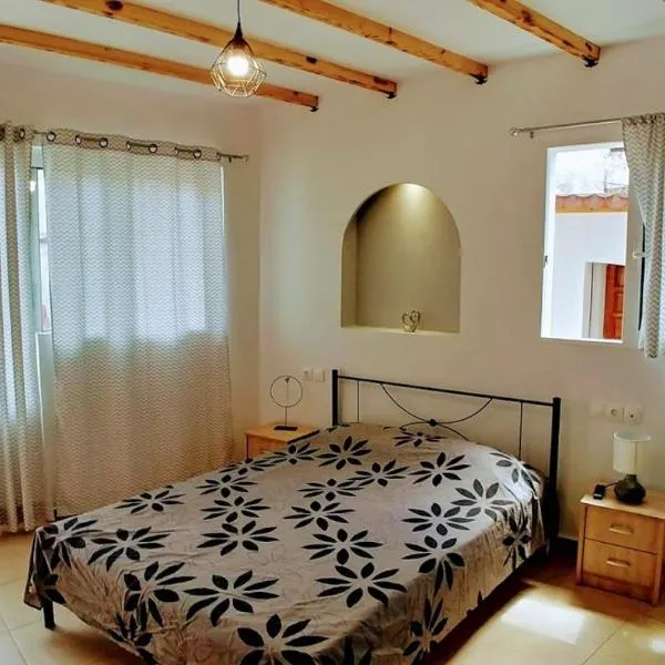 BEAUTIFUL HOUSE OF PSINTHOS，位于Psinthos的酒店
