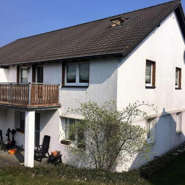 Wohnung in der Eifel in Nideggen-Schmidt，位于Schmidt的酒店