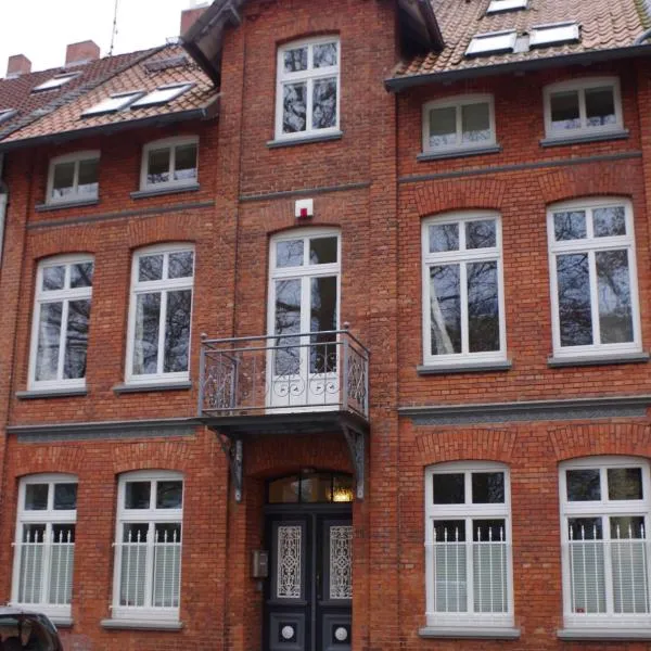 Villa Friedenstraße 11，位于吕讷堡的酒店