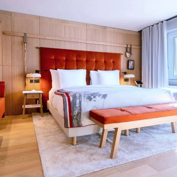 Schweizerhof Zermatt - a Small Luxury Hotel，位于采尔马特的酒店