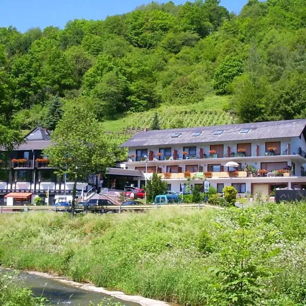 万豪斯特赖斯乡村酒店，位于Dessighofen的酒店