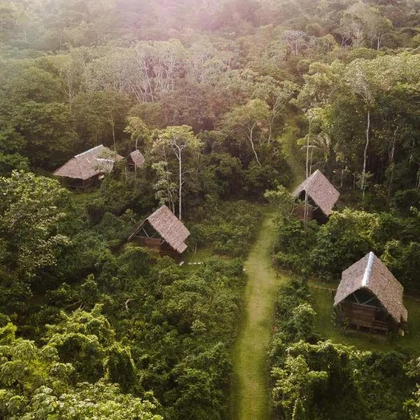 Amak Iquitos Ecolodge - All Inclusive，位于Mazán的酒店