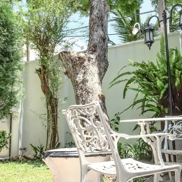 Vivid Colombo，位于科伦坡的酒店