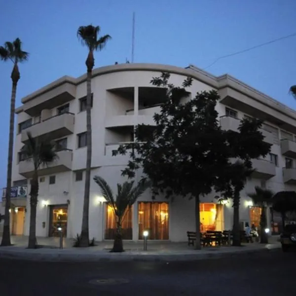 艾利索酒店，位于拉纳卡的酒店