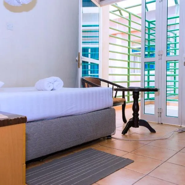 Aponye Hotel Kampala，位于Kyambogo的酒店